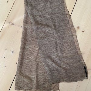 Peruvian Connection tan patterned Scarf